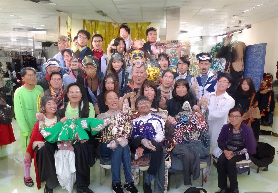 LPL赛区莽夫打法与LCK赛区运营体系的风格对决:谁能主宰赛场?-电竞牛官网 LPL赛区莽夫打法与LCK赛区运营体系的风格对决:谁能主宰赛场?-电竞牛官网